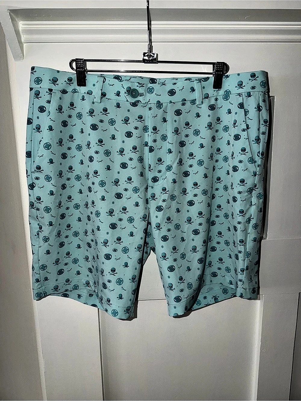 G/FORE Men’s 34 3D Icon Maverick 4-Way Stretch Golf Shorts Marine Skull & T's